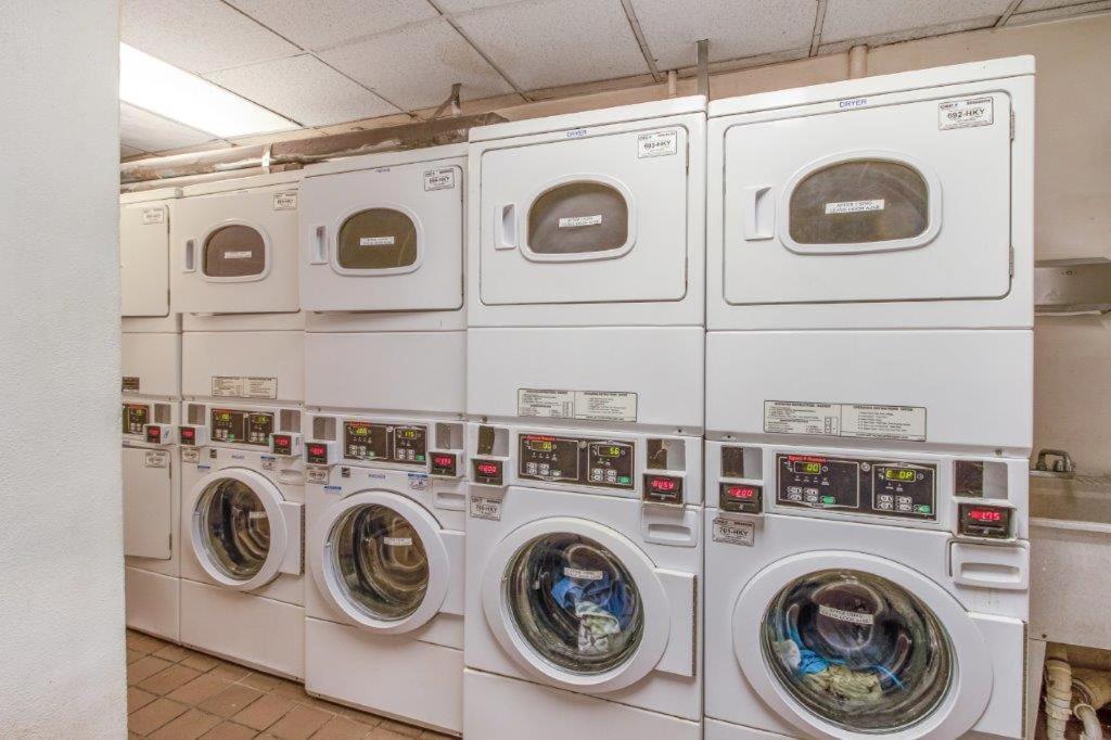 Mantell Plaza Apartments マイアミビーチ エクステリア 写真