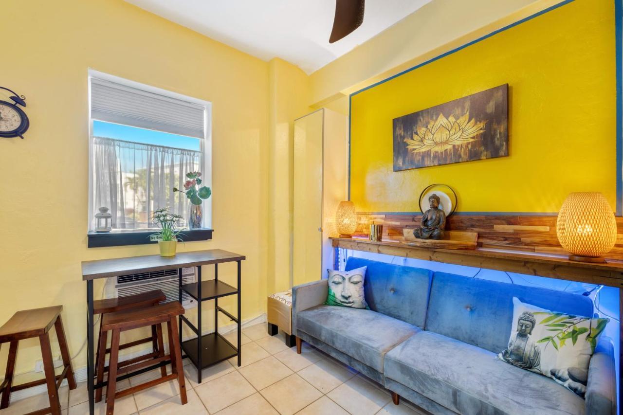 Mantell Plaza Apartments マイアミビーチ エクステリア 写真